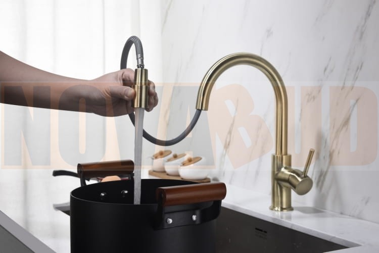 Plaza-mosiądz antyczny_1.jpg